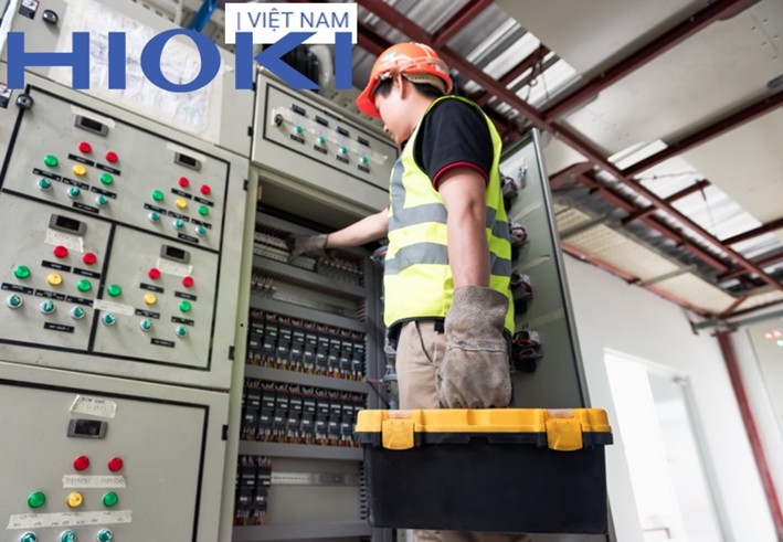 Top 5 thiết bị đo lường điện công nghiệp bắt buộc phải có cho đội bảo trì cơ điện (M&E)