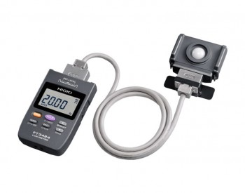 Thiếu ánh sáng chuẩn – rủi ro chất lượng trong sản xuất may mặc